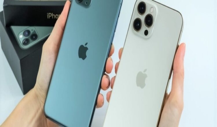 iPhone 12 Pro Max and iPhone 13 Pro Max